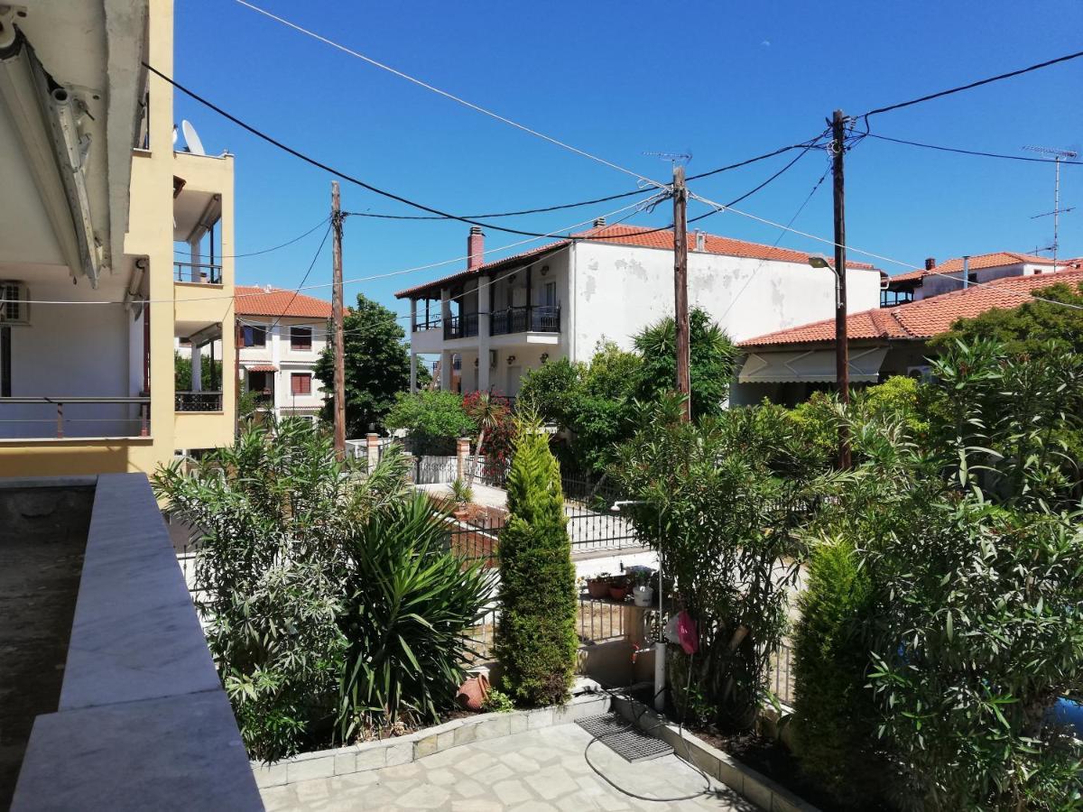 Villa Maria Petru Ierissos Exteriör bild