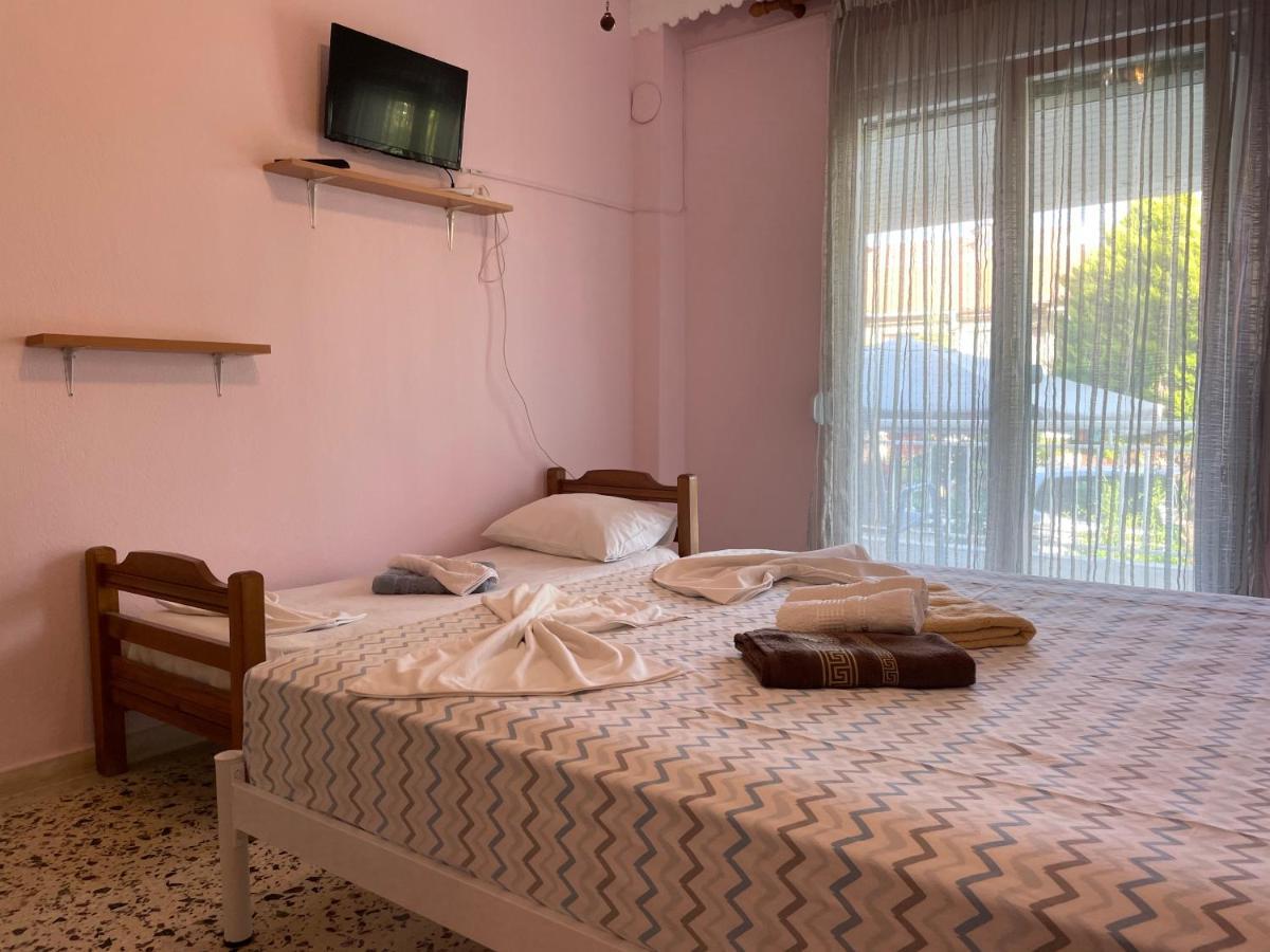 Villa Maria Petru Ierissos Exteriör bild