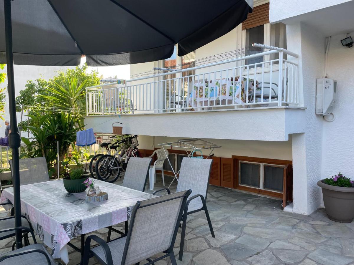 Villa Maria Petru Ierissos Exteriör bild